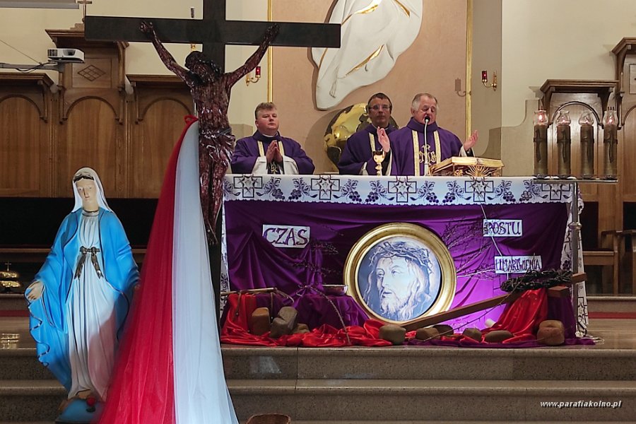 28 Eucharystia.jpg